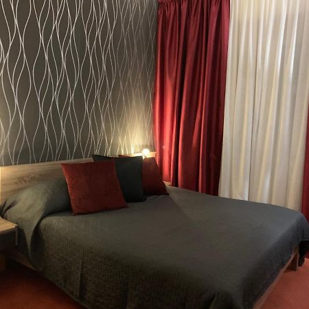 Gostisce Stari Grad Hotel Senozece Екстериор снимка